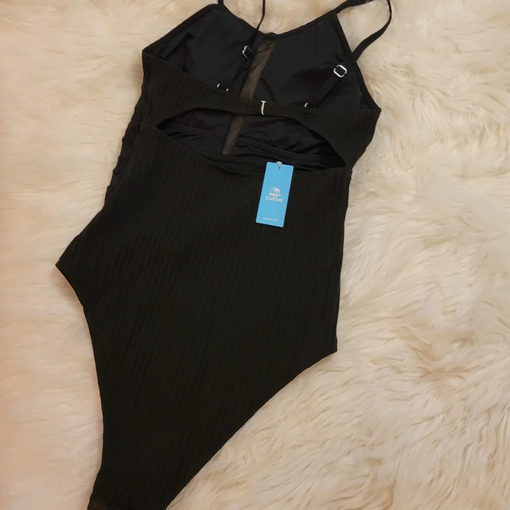 Cupshe Round Neck Back Cutout Textured/Mesh One-Piece - black - Picture 12 of 14